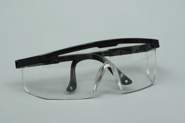 Schutzbrille aus Polycarbonat
